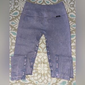 Bombshell Sportswear Mineral Seamless Leggings in Stardust Violet